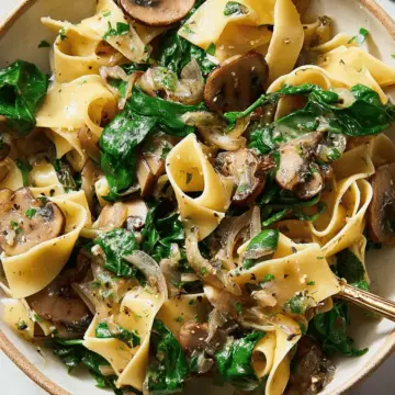 Mushroom Spinach Pasta with Shallots