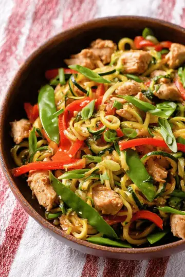 Zucchini Noodle Stir Fry with Chicken