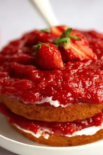 Easy Strawberry Filling For Cakes