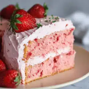 Fresh Strawberry Cake