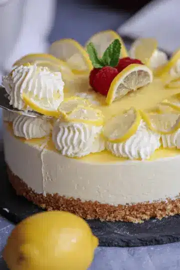 No-Bake Lemon Cheesecake