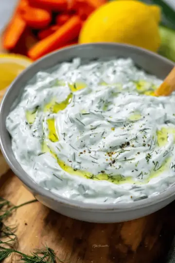 Easy Tzatziki Sauce Recipe