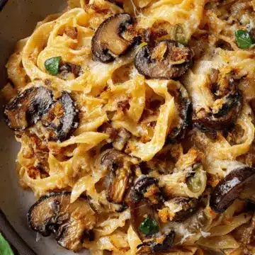 Caramelized Leek and Mushroom Gruyere Pasta
