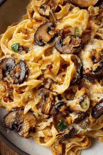 Caramelized Leek and Mushroom Gruyere Pasta