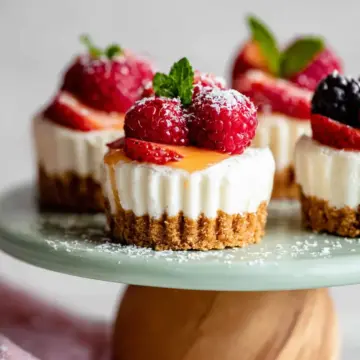 Mini No-Bake Cheesecakes