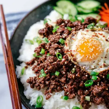 Korean Ground Beef and Rice Bowls