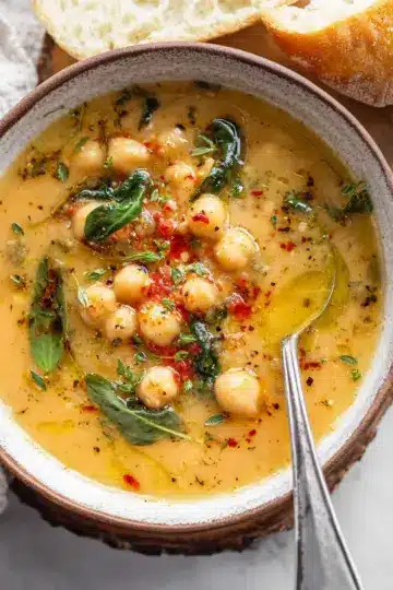 Vegan Garlic Chickpea Soup